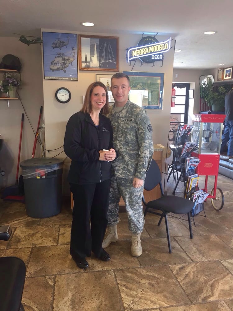 Christina & Friends Logo