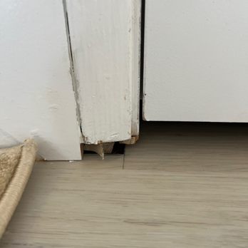 The Floor Store - Closet door - Flooring Near Me - Dublin, California The Floor Store - Closet door - Flooring Near Me - Dublin, California