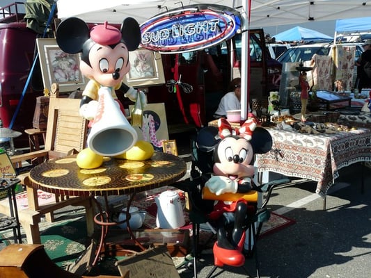 Long Beach Antique Market by null