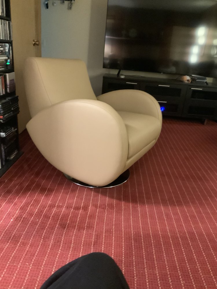 MUNOZ UPHOLSTERY Updated August 2024 11 Reviews 436 N Broadway St