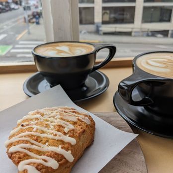 Makeworth Coffee Roasters - Lemon ginger scone, autumn vanilla latte, and seasonal honey ginger latte - Coffee & Tea Near Me - Bellingham, Washington Makeworth Coffee Roasters - Lemon ginger scone, autumn vanilla latte, and seasonal honey ginger latte - Coffee & Tea Near Me - Bellingham, Washington