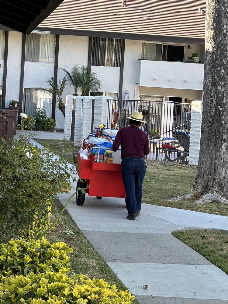 OAKVIEW APARTMENT HOMES Updated September 2024 51 Photos & 25