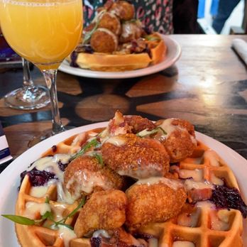 Wicked Willy's - Chicken and Waffles - Sports Bars Near Me - New York, New York