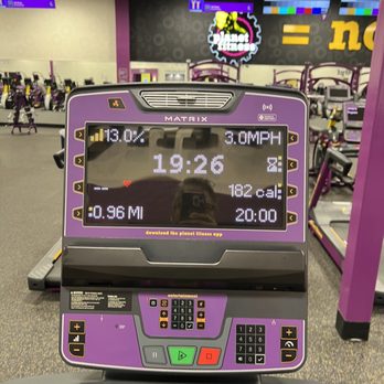Planet Fitness - Nice treadmills - Gyms Near Me - Wesley Chapel, Florida