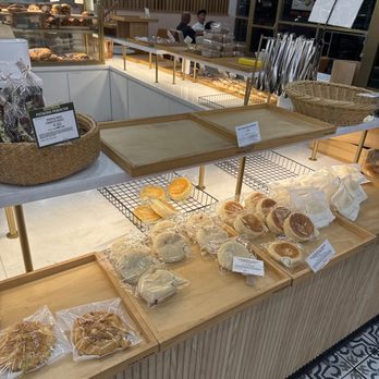 Tous Les Jours - Bar area - Bakeries Near Me - Las Vegas, Nevada Tous Les Jours - Bar area - Bakeries Near Me - Las Vegas, Nevada