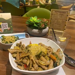 Basil gluten free pasta & kale salad! Basil gluten free pasta & kale salad!