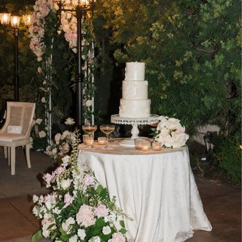 Plumeria Cake Studio - Wedding Cake - Desserts Near Me - Mission Viejo, California Plumeria Cake Studio - Wedding Cake - Desserts Near Me - Mission Viejo, California