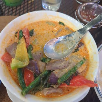 Sopa Thai Cuisine - Red mango curry with beef. YUM - Thai Near Me - Nevada City, California Sopa Thai Cuisine - Red mango curry with beef. YUM - Thai Near Me - Nevada City, California
