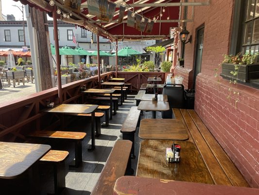 Middleton Tavern by null