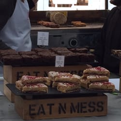 Eat 'n' Mess