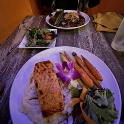 The Monk Pub - Salmon & Steak