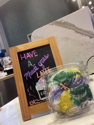 Emeril's Kitchenette by null