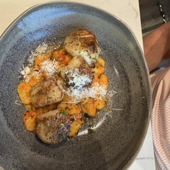 Tash - Scallops with gnocchi - Cocktail Bars Near Me - Scottsdale, Arizona