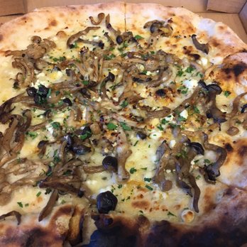 Blue Line Pizza - Italian combo - Pizza Near Me - Mountain View, California
