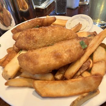 Patterson's Pub - Cod fish and chips - American Near Me - Mendocino, California Patterson's Pub - Cod fish and chips - American Near Me - Mendocino, California