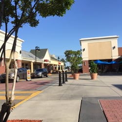 Kenneth Cole Outlet