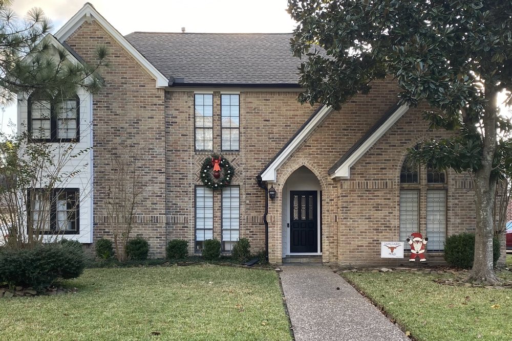 Slide of M&M Roofing, Siding & Windows