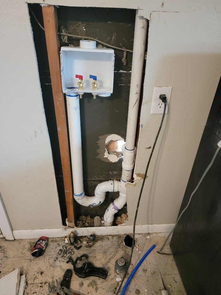 Slide of Lonnie Bravo Plumbing