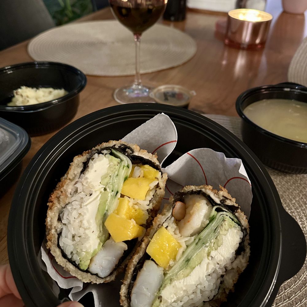Sizl - Sushi Burger with Crab - Food Delivery Services Near Me - Chicago, Illinois Sizl - Sushi Burger with Crab - Food Delivery Services Near Me - Chicago, Illinois