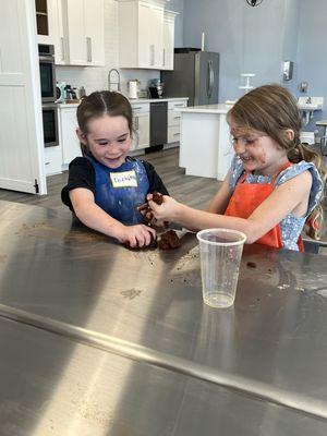 Flour Power Cooking Studios: Mesa-Gilbert by null