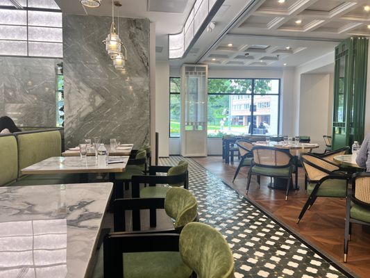 1983 Chinese Cuisine Restaurant by null