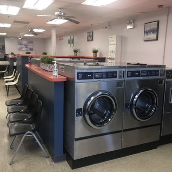 Bubblez Laundromat - Fresh and clean - Laundromat Near Me - Carol Stream, Illinois Bubblez Laundromat - Fresh and clean - Laundromat Near Me - Carol Stream, Illinois