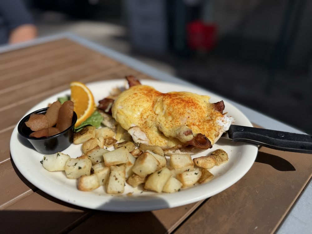 Social spots from Le Peep