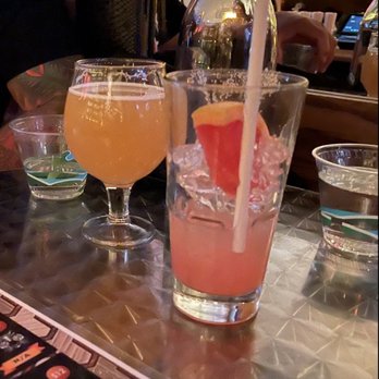 Hello Stranger - Drinks drinks drinks - Bars Near Me - Oakland, California