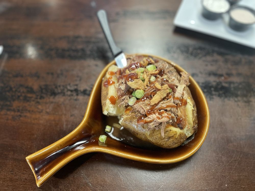 NorthWest Salmon Smokehouse Logo