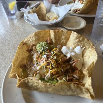 El Potro - Fajita Salad - Mexican Near Me - Paola, Kansas
