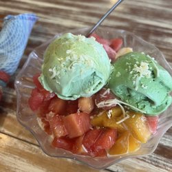 The Buzz Cafe - honeydew halo halo