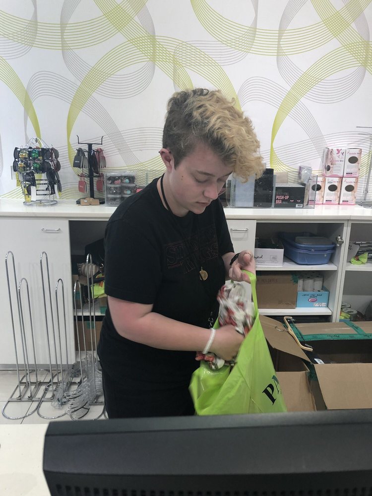 PAPAYA CLOTHING Updated July 2024 1110 Annapolis Mall, Annapolis