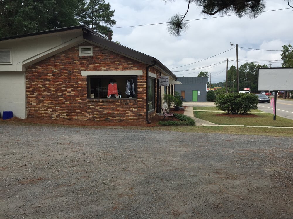 JAZZY’S UPSCALE RESALE Updated October 2024 675 SW Broad St