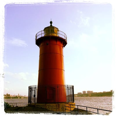 The Little Red Lighthouse by null