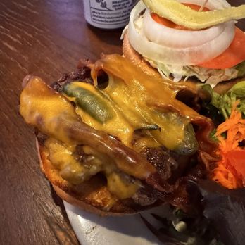 Billy's on Burnet - American Near Me - Austin, Texas