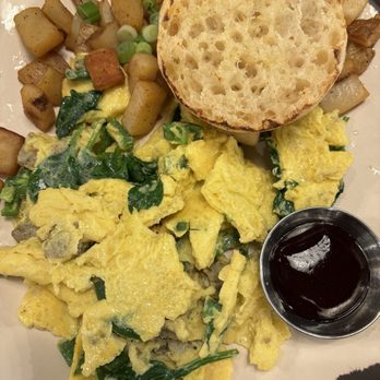 Egg Harbor Café - Breakfast & Brunch Near Me - Downers Grove, Illinois