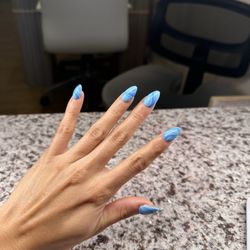 Fonda Nails & Spa Studio - Full set gel with design!