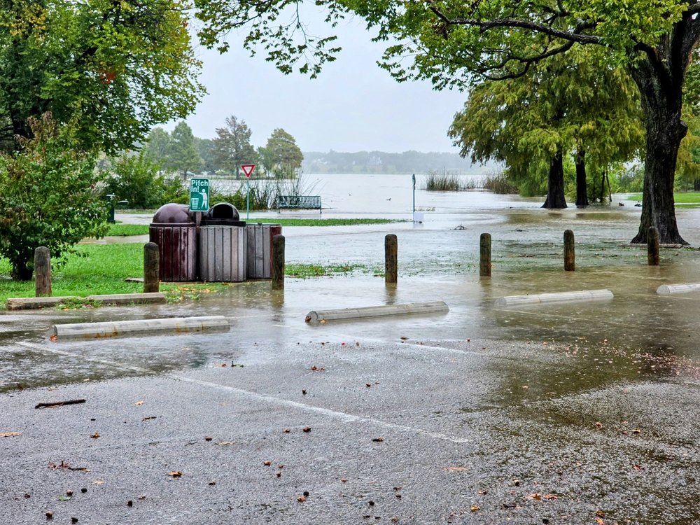 WHITE ROCK LAKE Updated October 2024 911 Photos & 322 Reviews