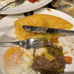 Tierra Astur - Amazing beef stew with an egg.