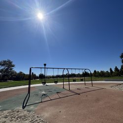 Victoria Arbors Park