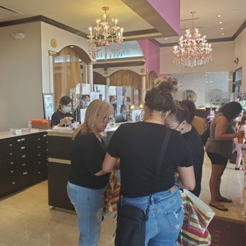 Venetian Nail Spa - Nail Salons Near Me - Hollywood, Florida Venetian Nail Spa - Nail Salons Near Me - Hollywood, Florida