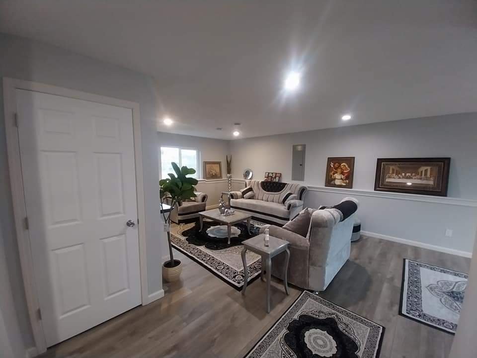 Slide of Diego's Painting & Remodeling