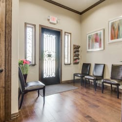 Lice Lifters - Frisco - Waiting area.
