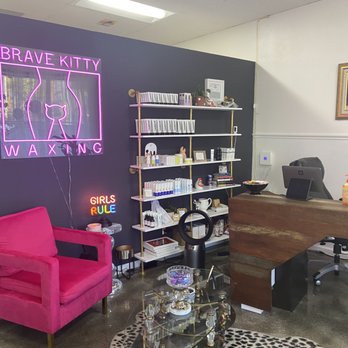 Brave Kitty Waxing - Front of salon - Waxing Near Me - Los Angeles, California Brave Kitty Waxing - Front of salon - Waxing Near Me - Los Angeles, California