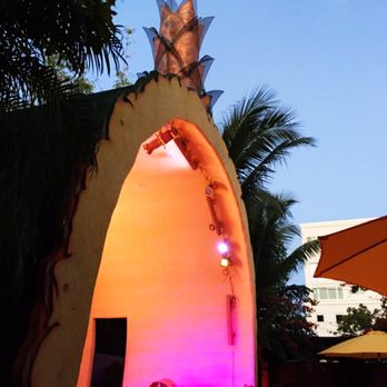 Ball & Chain - Pineapple stage and full moon. Perfect. - Music Venues Near Me - Miami, Florida Ball & Chain - Pineapple stage and full moon. Perfect. - Music Venues Near Me - Miami, Florida