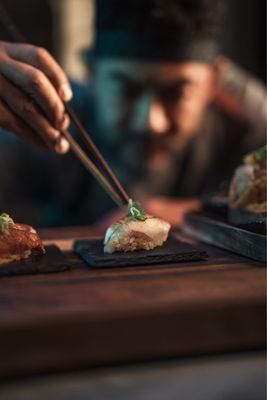 HandoSake Sushi by null