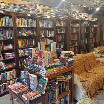Lingering Tales - Bookstores Near Me - Denver, Colorado Lingering Tales - Bookstores Near Me - Denver, Colorado