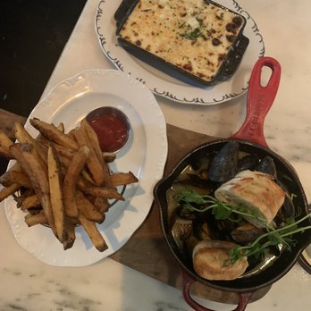 Loch Bar - Seafood Near Me - Houston, Texas