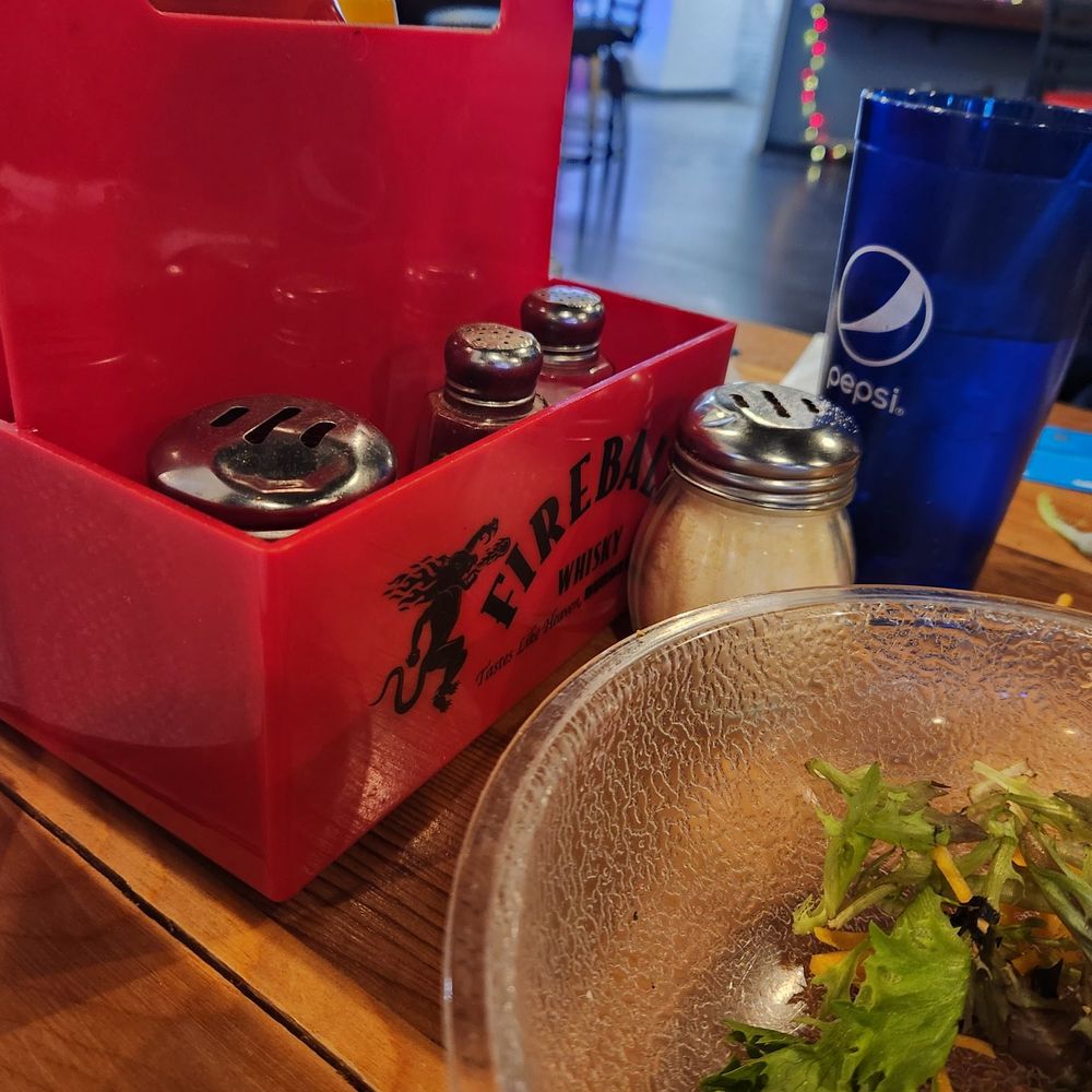 Saucy's Pizzeria-High Ridge - Each table has a condiment basket - Pizza Near Me - High Ridge, Missouri Saucy's Pizzeria-High Ridge - Each table has a condiment basket - Pizza Near Me - High Ridge, Missouri