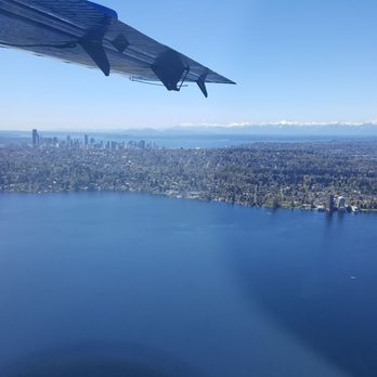 Kenmore Air - Airborne on a sunny Friday afternoon (4/21/17) - Flight Instruction Near Me - Seattle, Washington